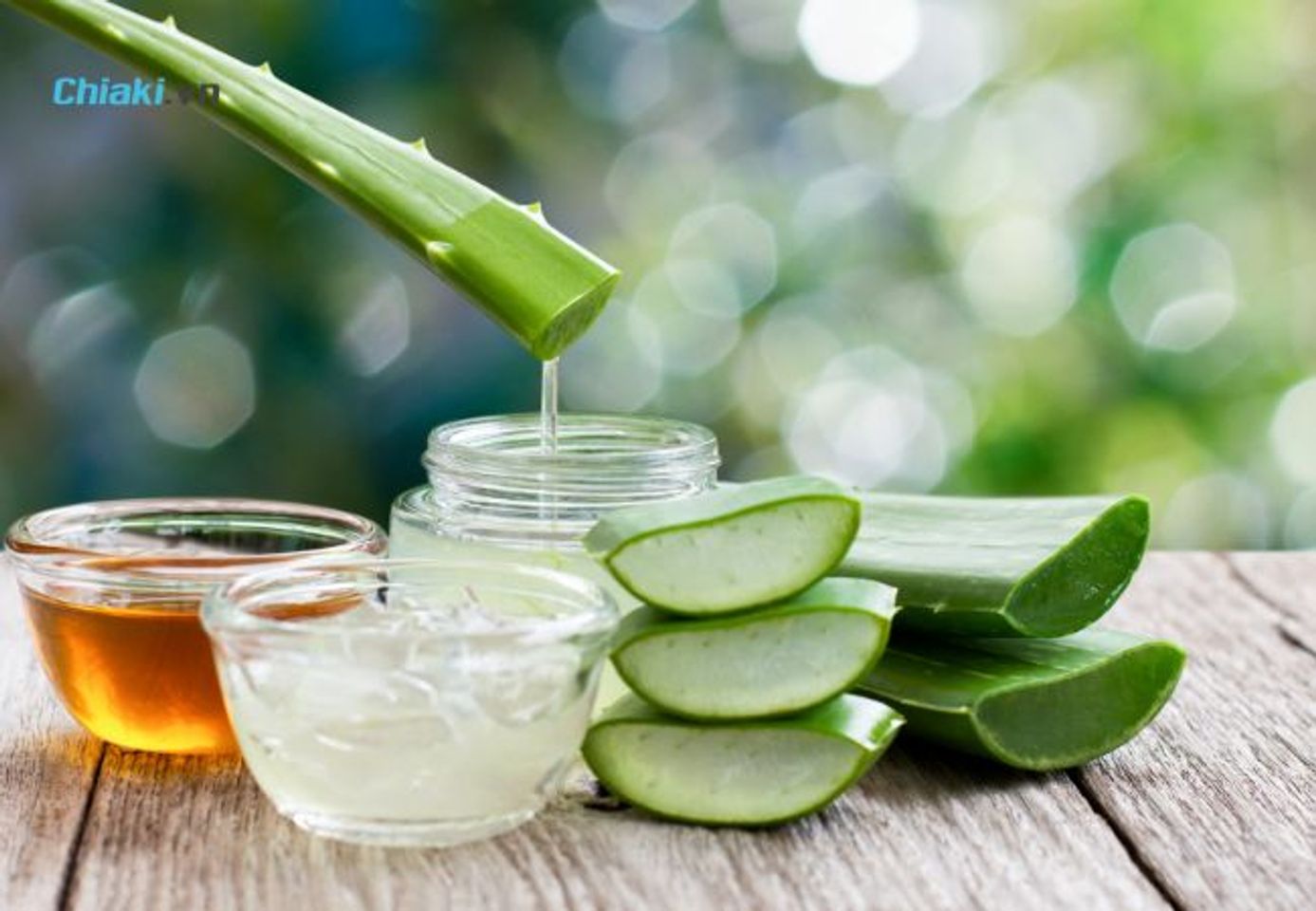 L&agrave;m l&ocirc;ng m&agrave;y mọc nhanh mềm mượt bằng gel nha đam