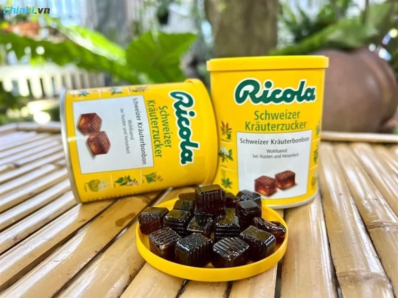 Kẹo ngậm thảo mộc Ricola Schweizer Kr&auml;uterzucker&nbsp;giảm ho cho trẻ em