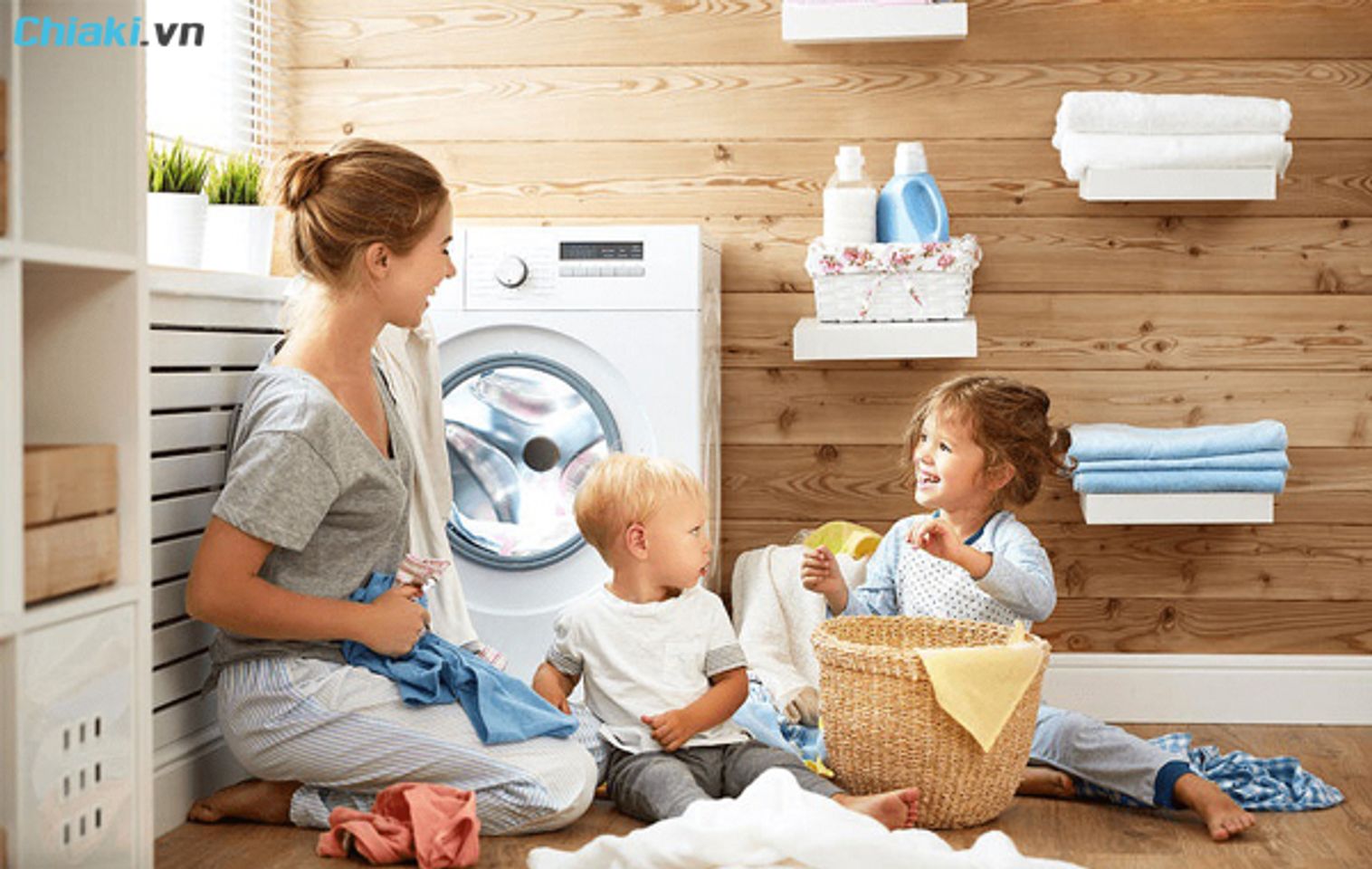 lựa chọn nước giặt cho trẻ sơ sinh c&oacute; th&agrave;nh phần l&agrave;nh t&iacute;nh