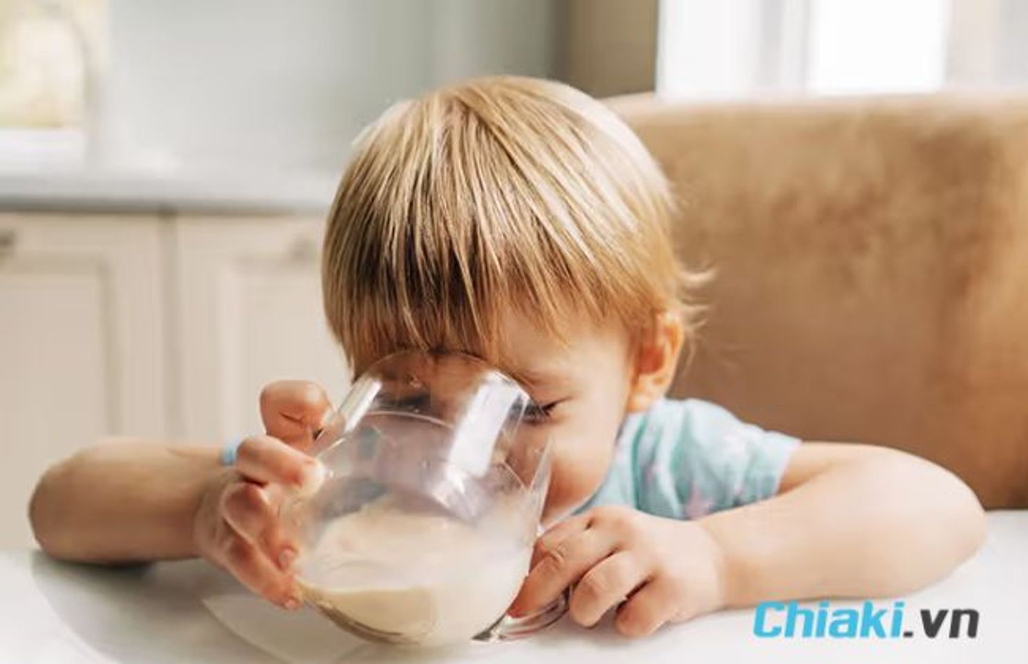 Những ai n&ecirc;n uống sữa non - Trẻ em từ 3 tuổi trở l&ecirc;n