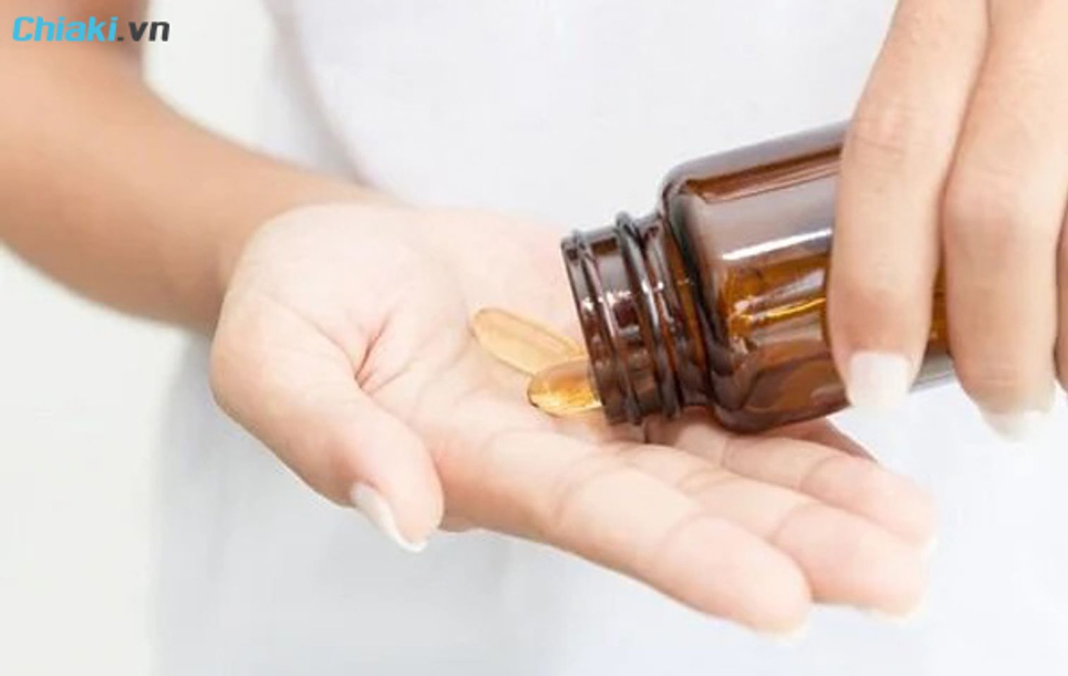 hướng dẫn c&aacute;ch uống vitamin E để l&agrave;m d&agrave;y ni&ecirc;m mạc tử cung