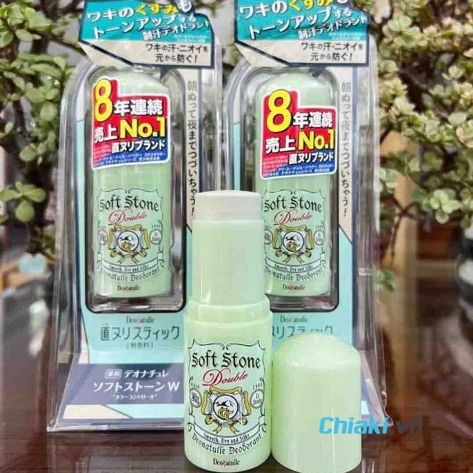 Lăn khử m&ugrave;i trị th&acirc;m n&aacute;ch của Nhật Deonatulle