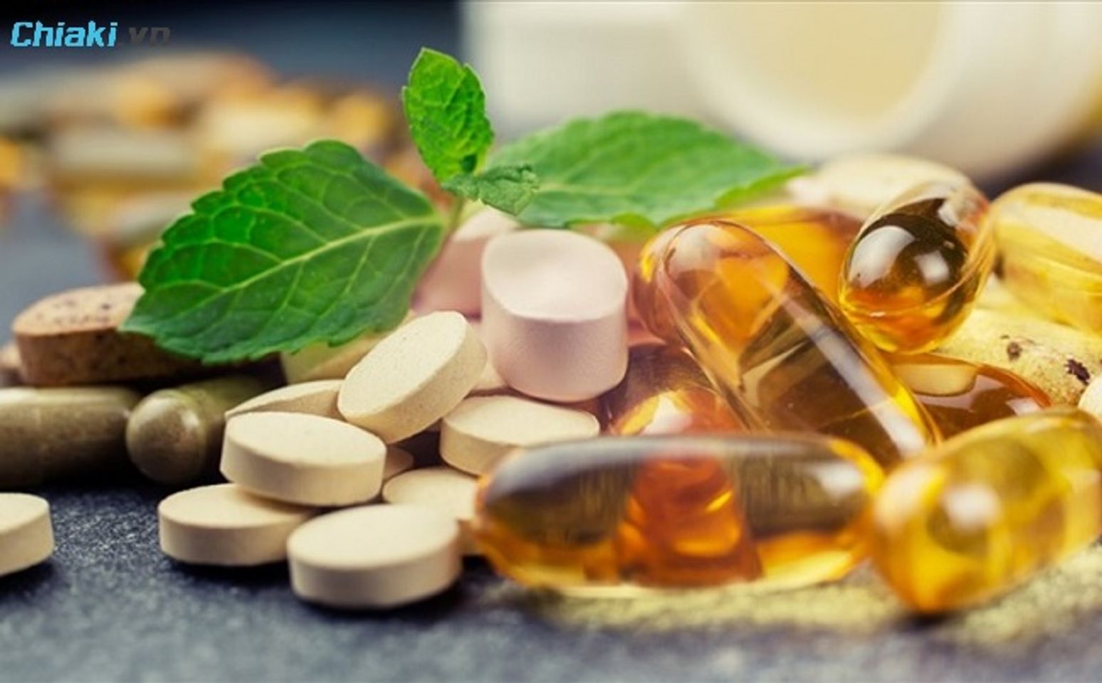 Vitamin E c&oacute; thể g&acirc;y hại khi tương t&aacute;c với thuốc