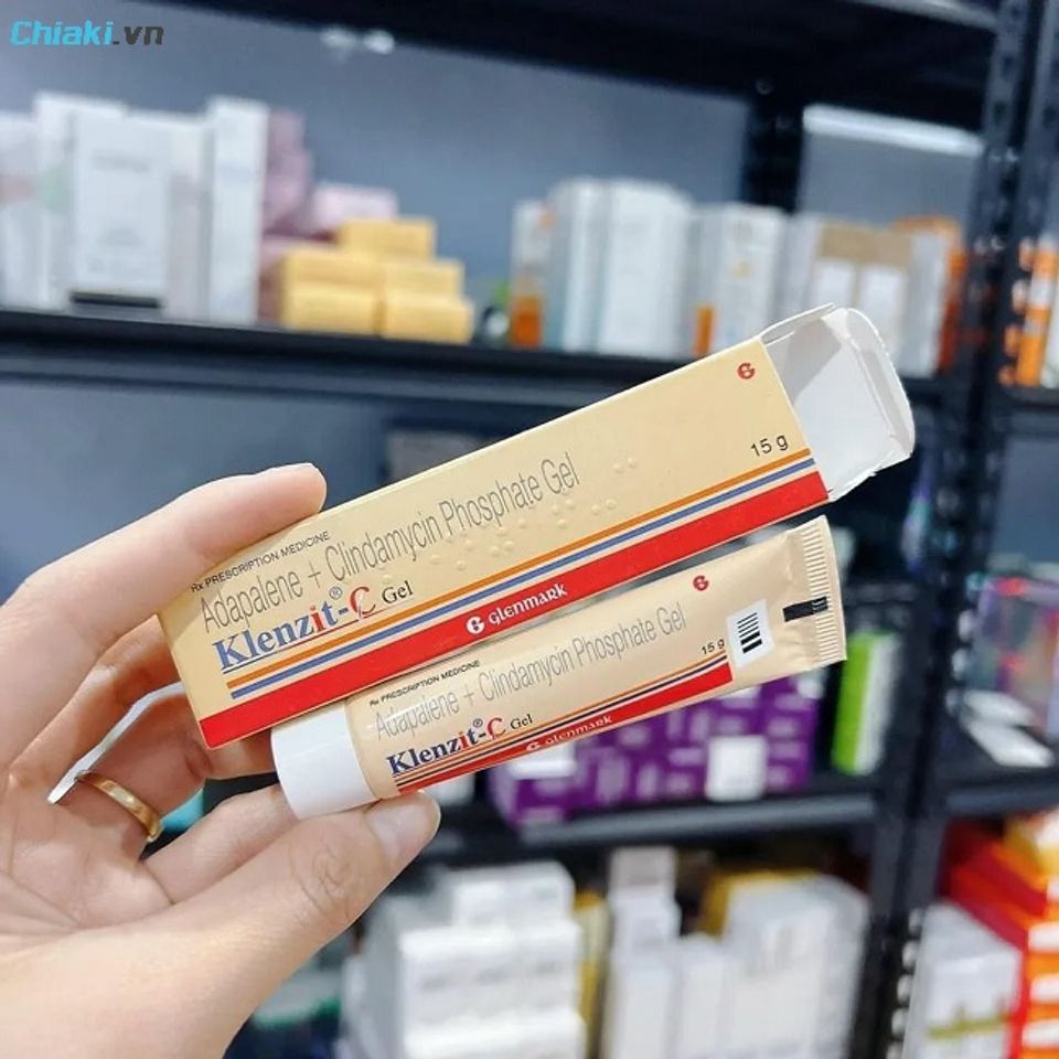 Thuốc Klenzit C&nbsp;trị mụn lưng gi&uacute;p ức chế vi khuẩn