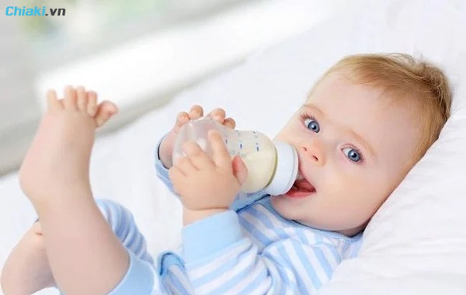 Hướng dẫn uống 2 loại sữa c&ocirc;ng thức xen kẽ