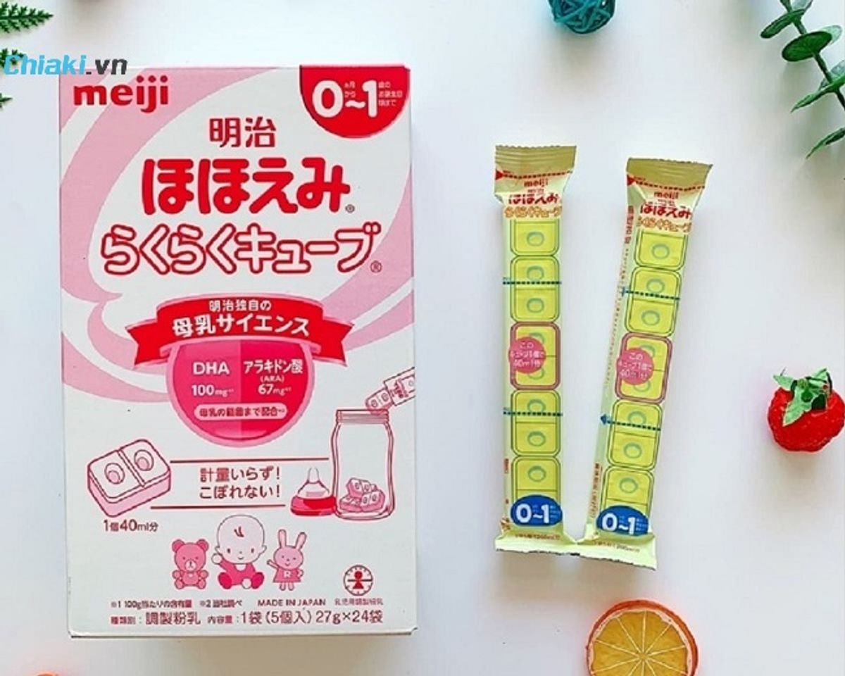 Sữa Meiji Hohoemi Raku Raku Cube