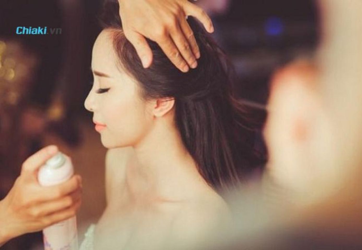 Xịt trang điểm