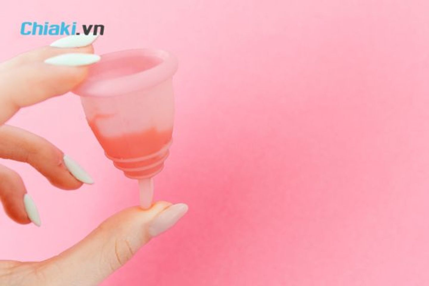 Sau khi lấy cốc ra vệ sinh sạch sẽ v&agrave; sử dụng cho đến khi hết kỳ kinh nguyệt