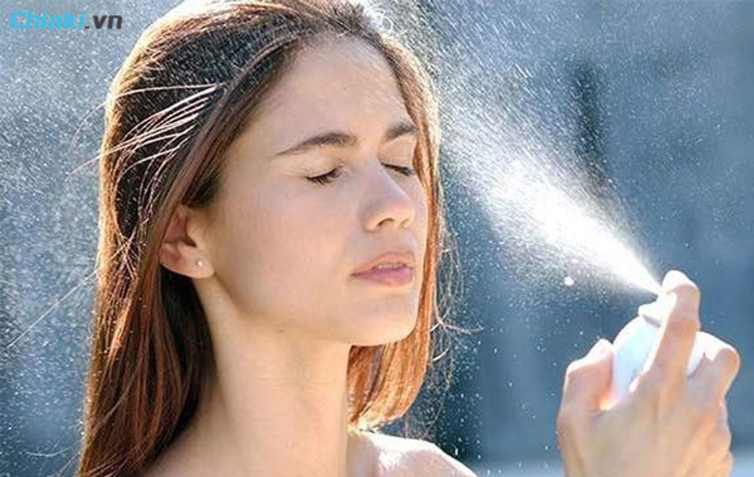 Những lưu &yacute; cần biết khi sử dụng xịt kho&aacute;ng