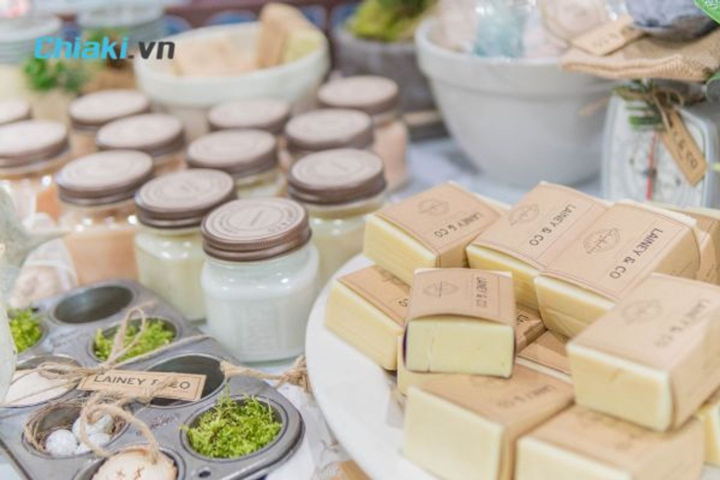C&aacute;ch chọn x&agrave; ph&ograve;ng trị mụn lưng hiệu quả