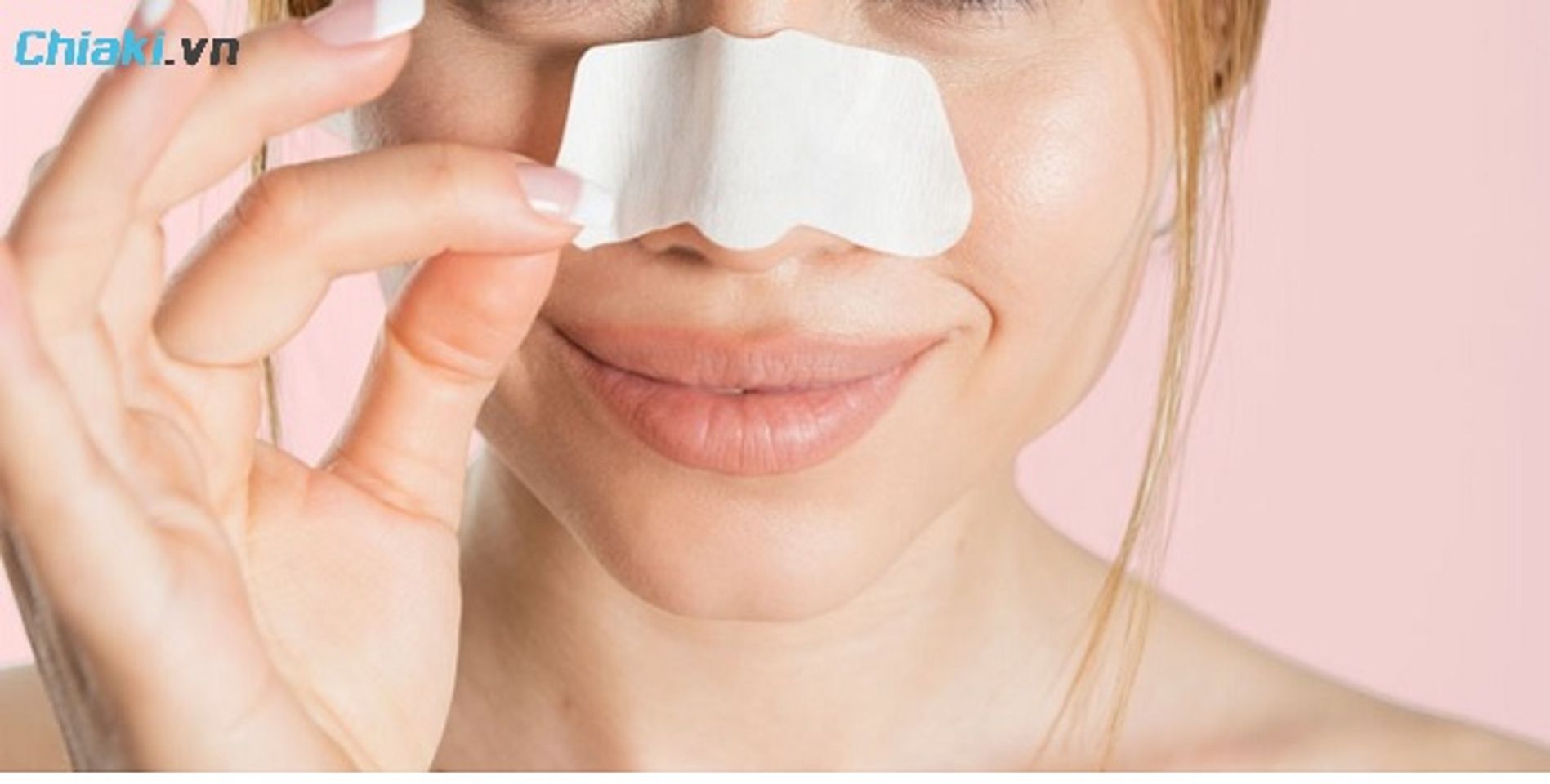 Miếng d&aacute;n lột mụn mũi gi&uacute;p lấy đi mụn đầu đen ở mũi nhanh ch&oacute;ng, dễ d&agrave;ng