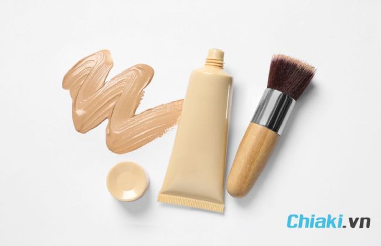 D&ugrave;ng cushion c&oacute; cần kem nền kh&ocirc;ng