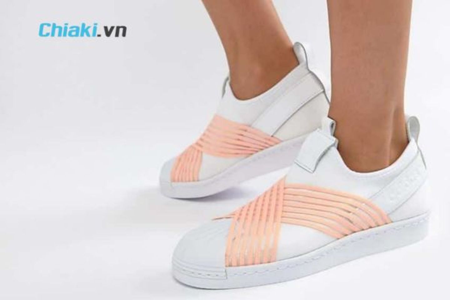 Gi&agrave;y Adidas Superstar Slip-on W D96704 bản m&agrave;u trắng cam