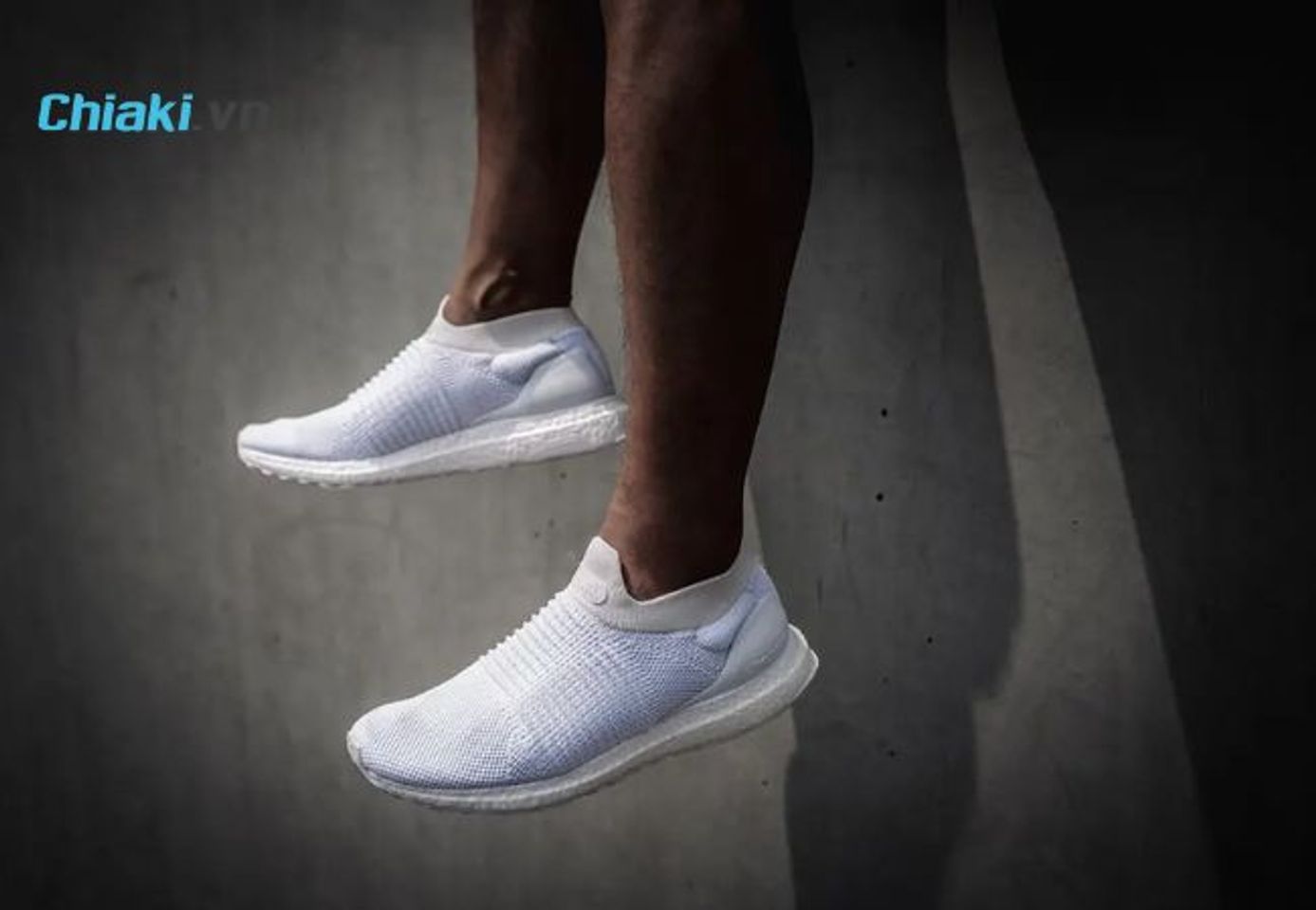 Gi&agrave;y Adidas Ultra Boost kh&ocirc;ng d&acirc;y