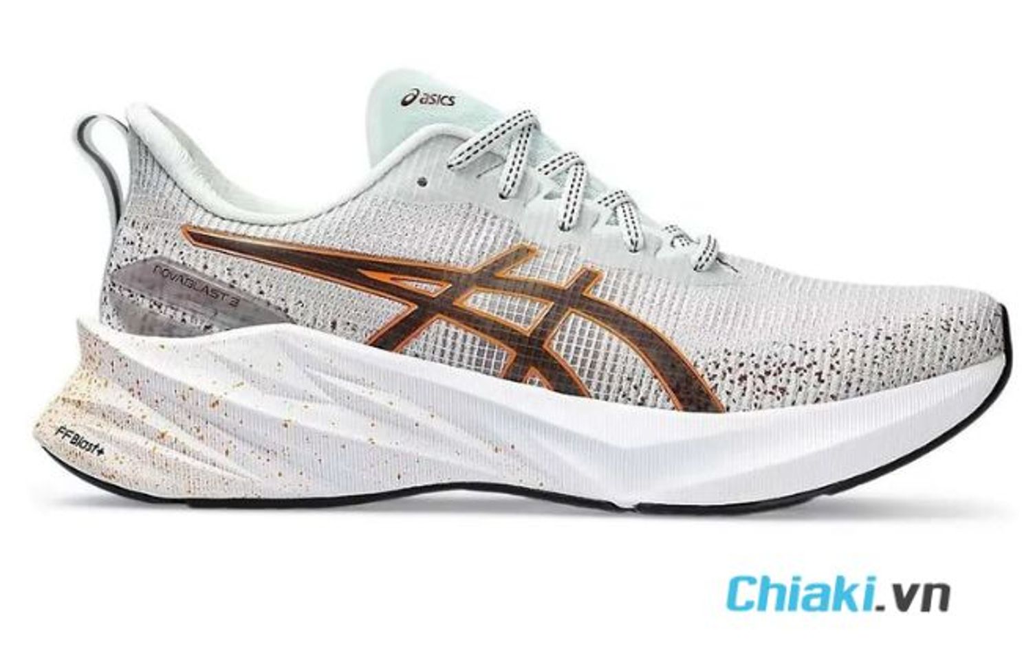 Gi&agrave;y chạy bộ Asics Novablast 3