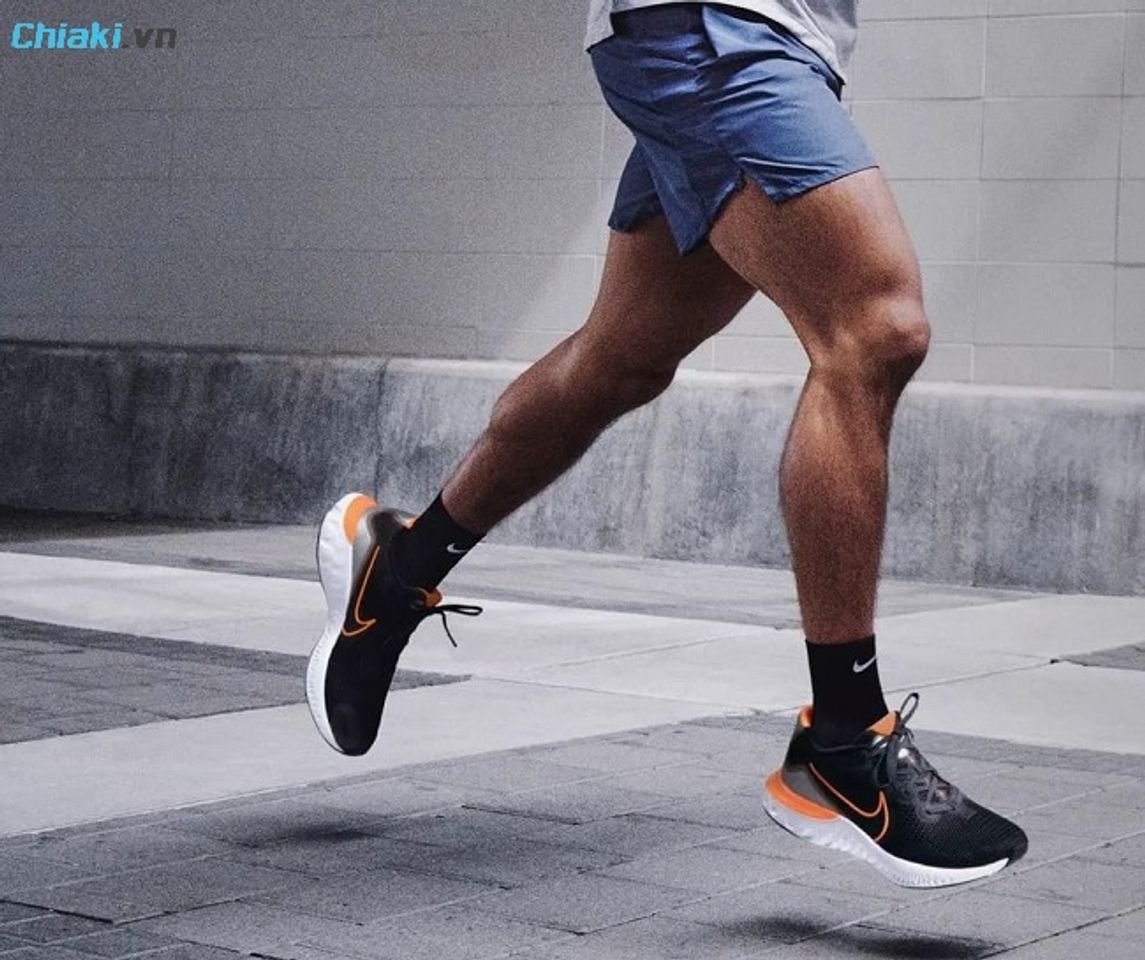 Nike Renew Run 2 Men's d&agrave;nh cho chạy bộ trung cấp vừa &ecirc;m vừa mềm
