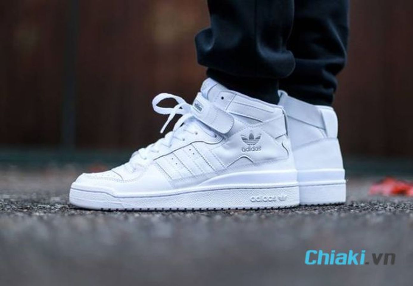 Gi&agrave;y Sneaker Mid-Top