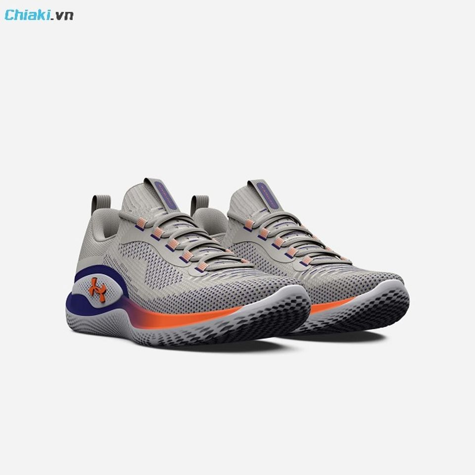 Under Armour Flow TR th&iacute;ch hợp cho c&aacute;c b&agrave;i tập n&acirc;ng tạ
