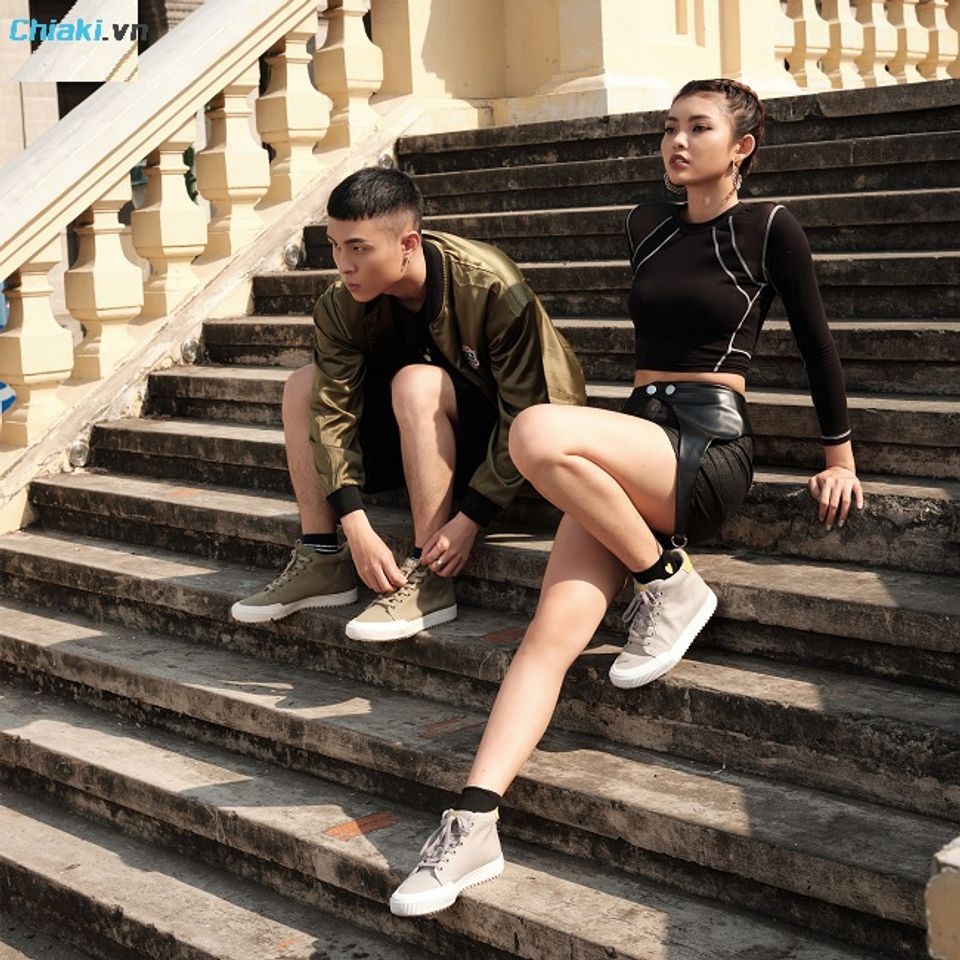 HUG Shoes đa dạng về mẫu m&atilde;, kiểu d&aacute;ng v&agrave; phối được nhiều phong c&aacute;ch thời trang