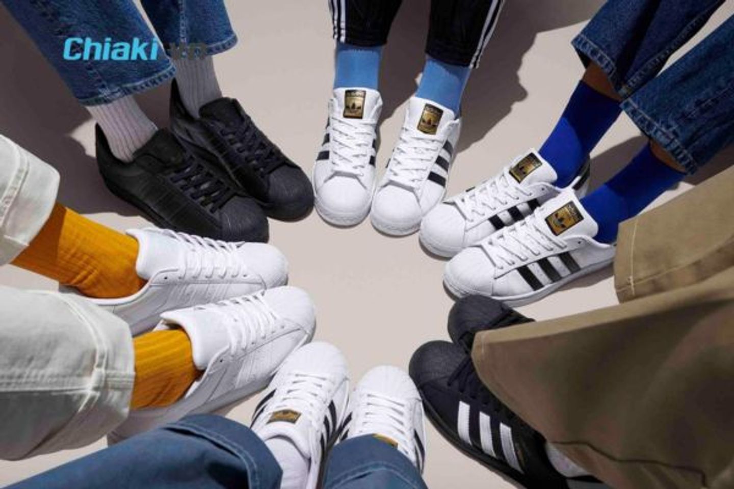 Nguồn gốc xuất xứ của gi&agrave;y Adidas s&ograve;