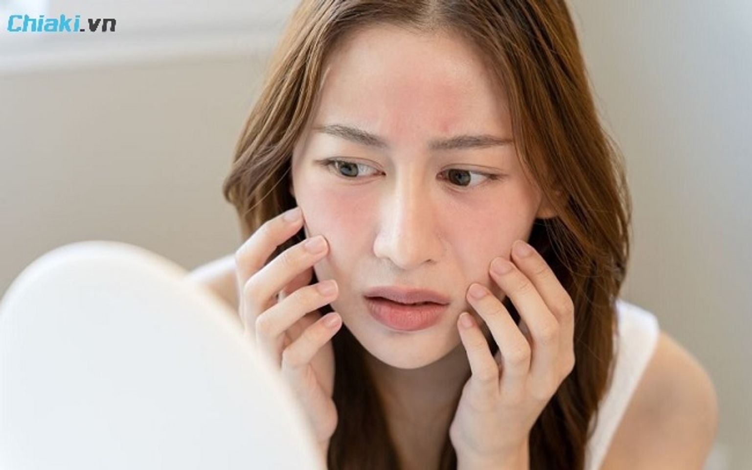 Nguy&ecirc;n nh&acirc;n g&acirc;y kh&ocirc; da xuất ph&aacute;t từ nhiều l&yacute; do 