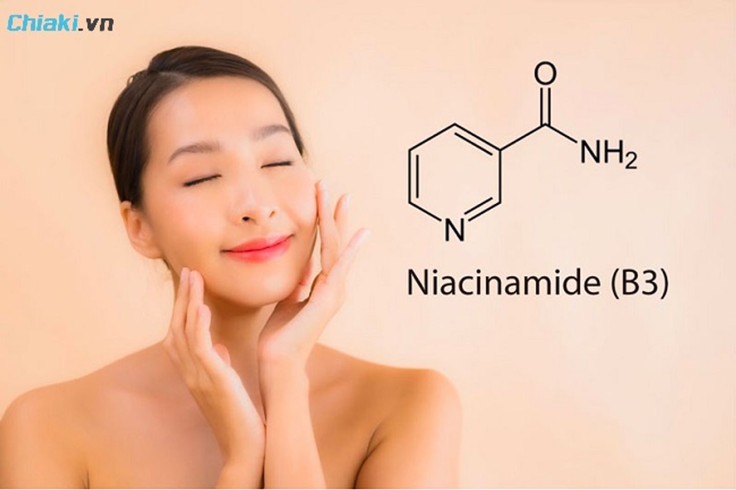 Niacinamide l&agrave; một dạng vitamin B3 gi&uacute;p bổ sung dưỡng ẩm, cải thiện tone da v&agrave; se kh&iacute;t lỗ ch&acirc;n l&ocirc;ng