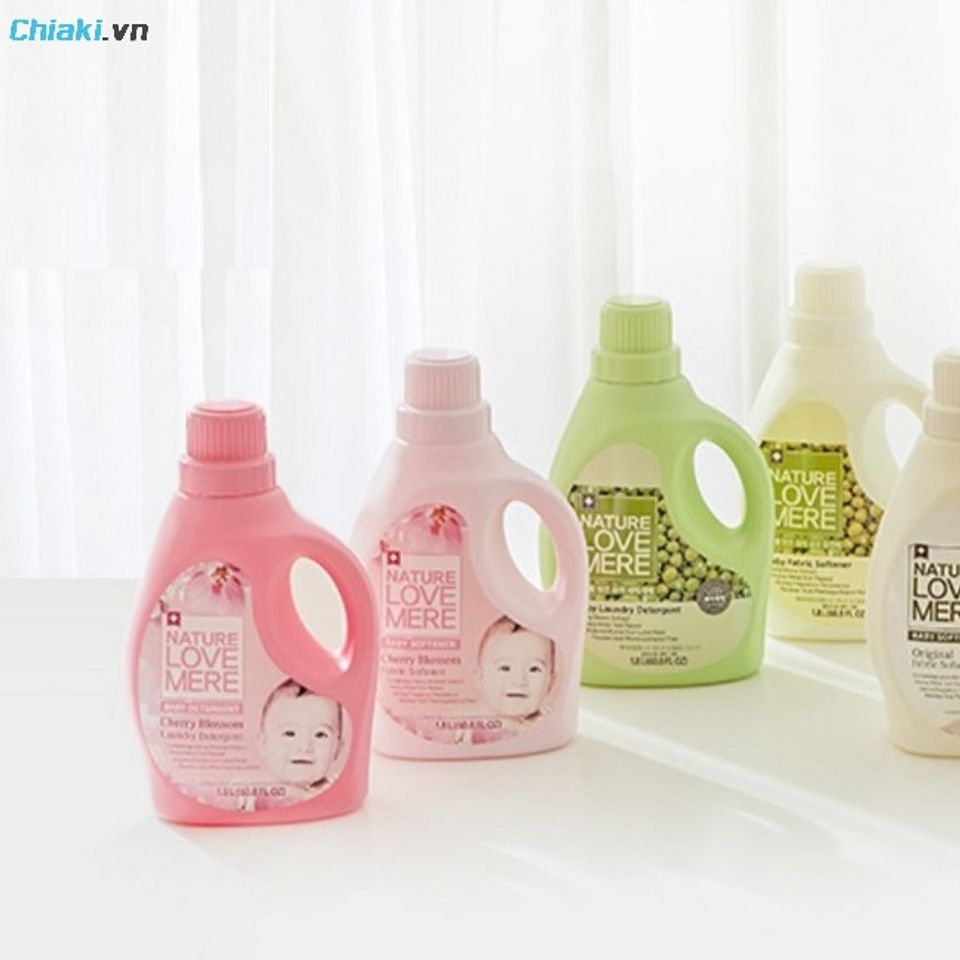 Nước giặt quần &aacute;o thơm l&acirc;u cho b&eacute; Nature Love Mere Cherryblossom lưu hương nhẹ nh&agrave;ng