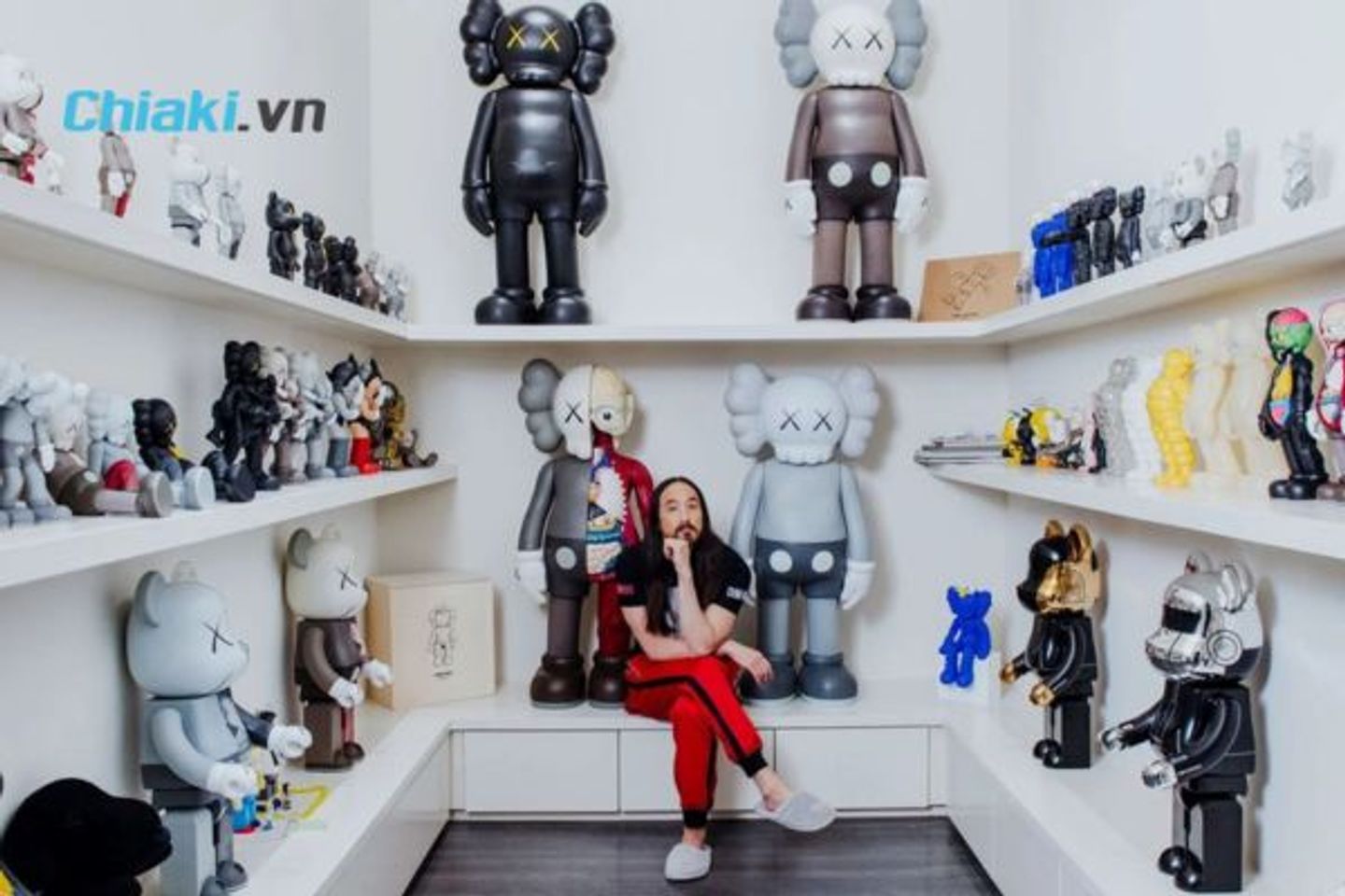 Tại sao Bearbrick được giới trẻ săn l&ugrave;ng?
