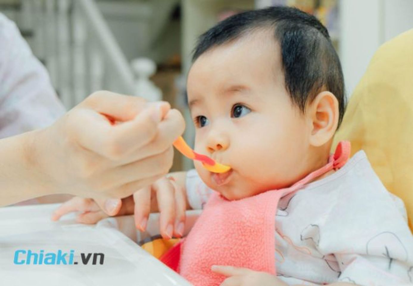 B&eacute; mấy th&aacute;ng ăn dặm bột ngọt được