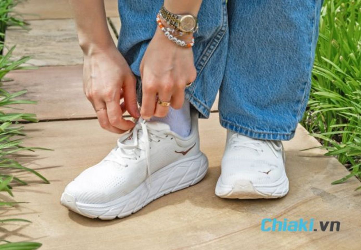 C&aacute;c loại gi&agrave;y thể thao - Gi&agrave;y đi bộ&nbsp;