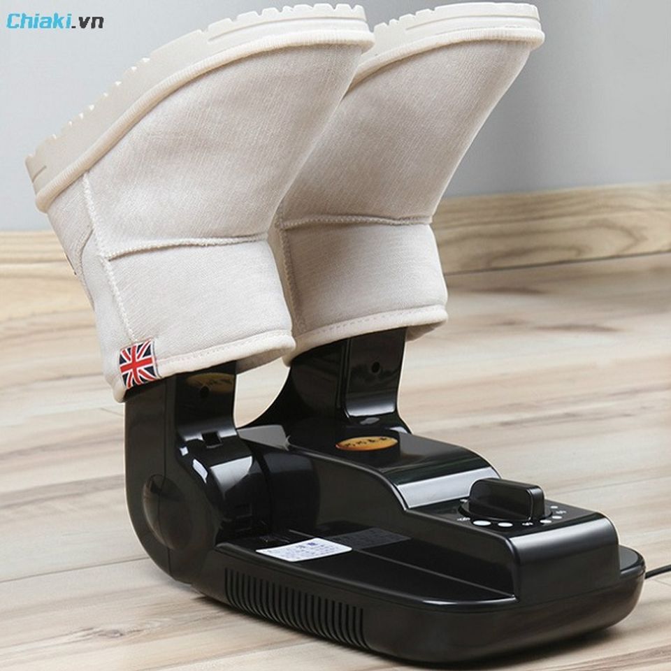 M&aacute;y sấy gi&agrave;y chuy&ecirc;n dụng gi&uacute;p l&agrave;m kh&ocirc; gi&agrave;y nhanh ch&oacute;ng