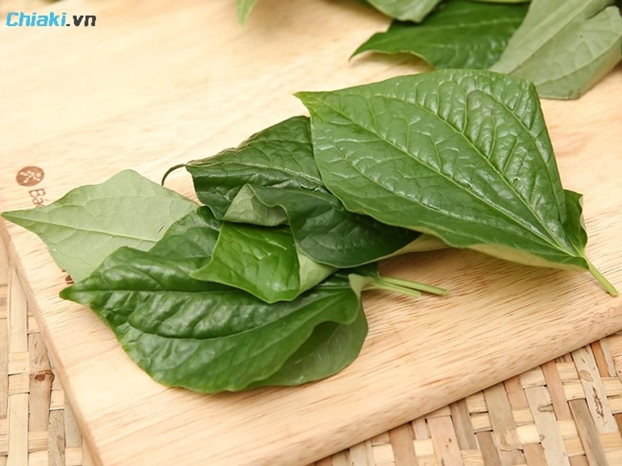 Cải thiện nhiễm khuẩn &acirc;m đạo bằng l&aacute; lốt bằng c&aacute;ch rửa v&ugrave;ng k&iacute;n