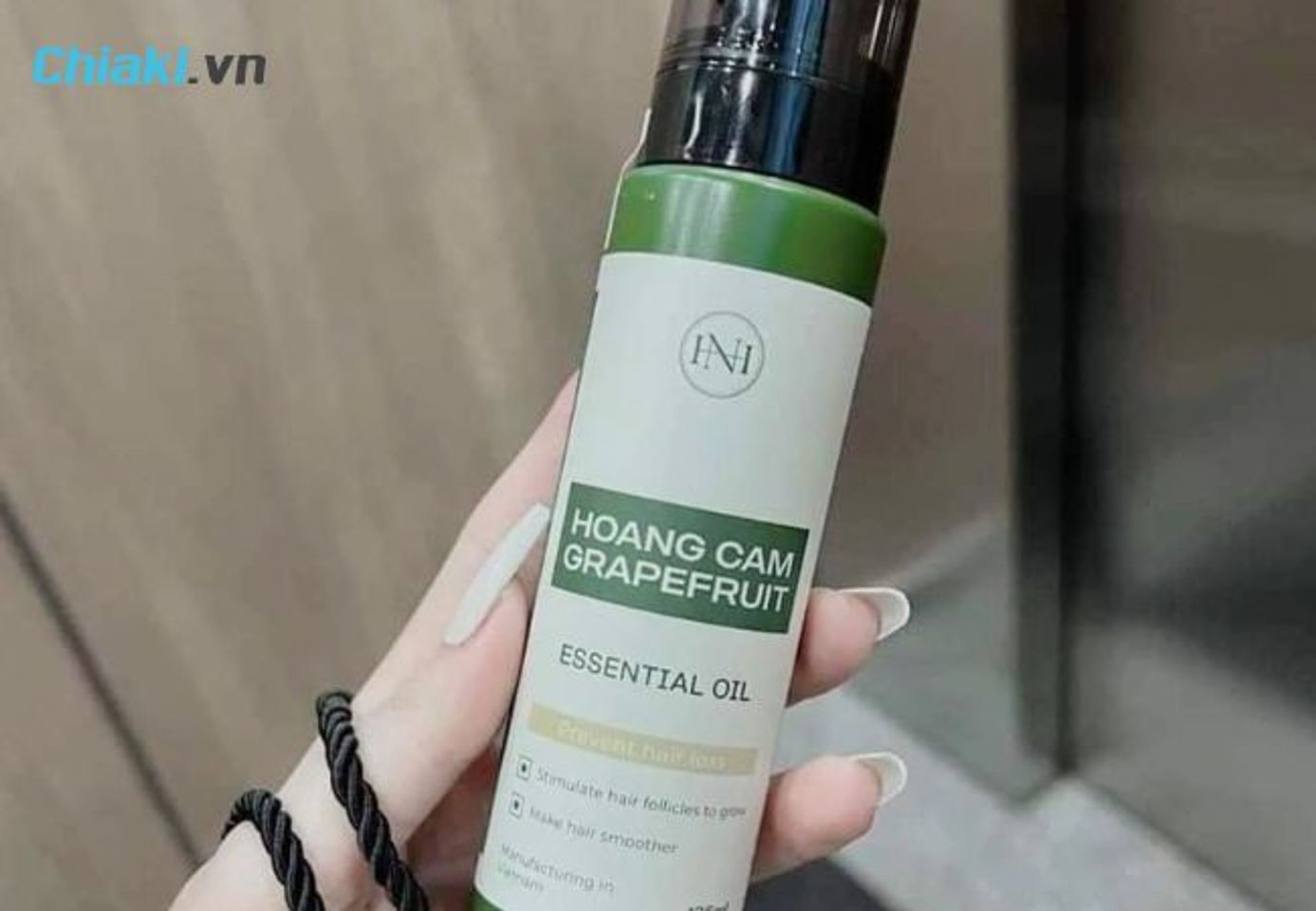 Chai xịt mọc t&oacute;c Ho&agrave;ng Cầm
