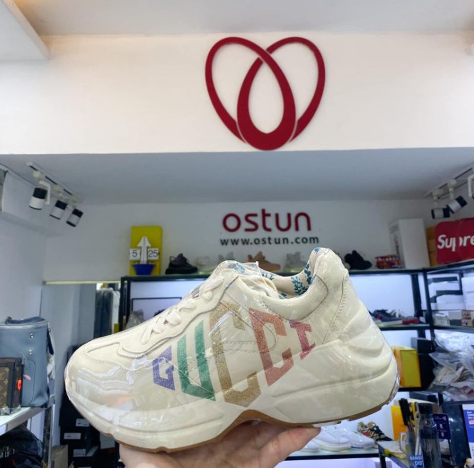 Ostun Store &ndash; cửa h&agrave;ng gi&agrave;y Gucci tại TP Hồ Ch&iacute; Minh