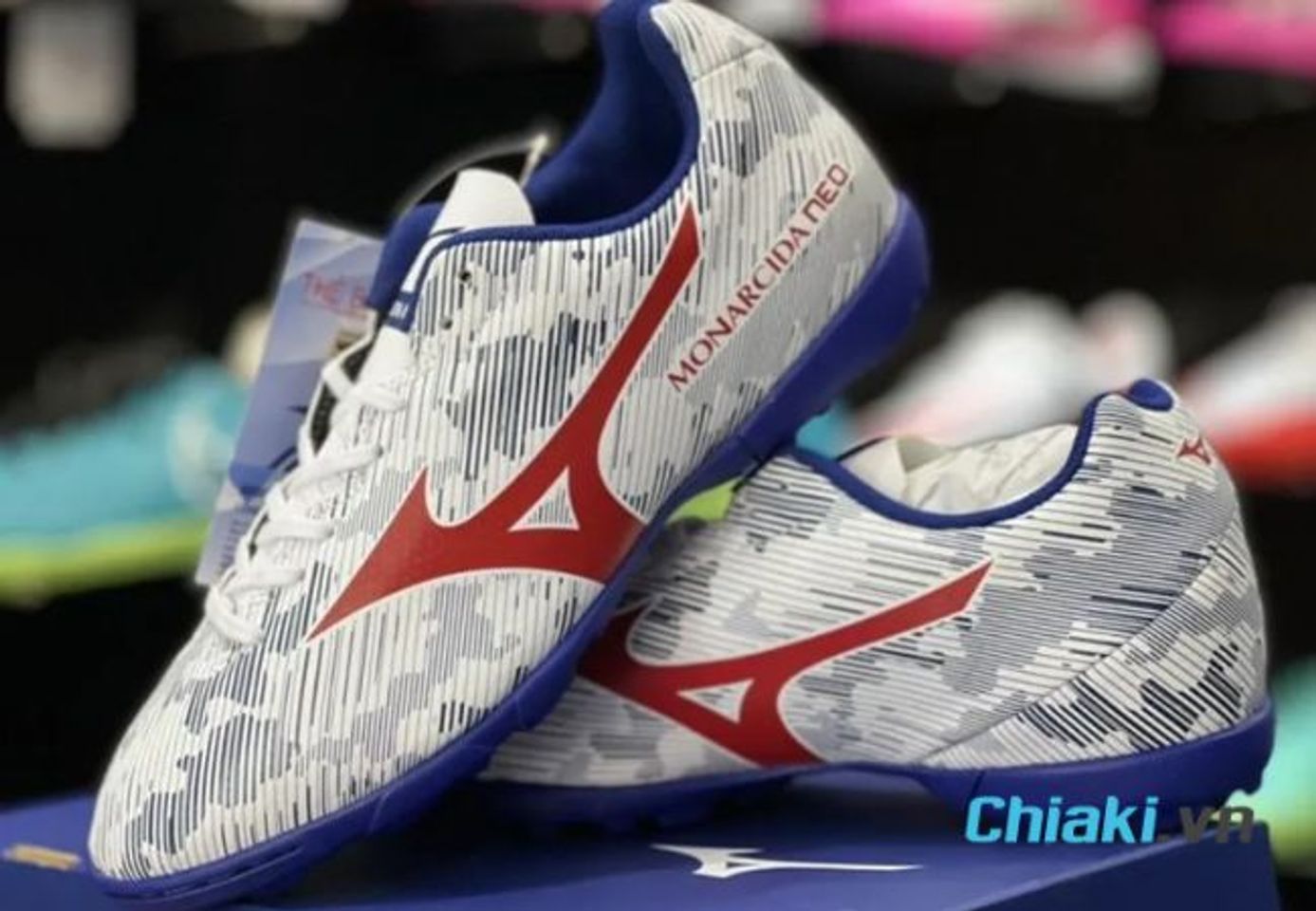 Gi&agrave;y đ&aacute; b&oacute;ng s&acirc;n nh&acirc;n tạo Mizuno Monarcida Neo Sala Club TF