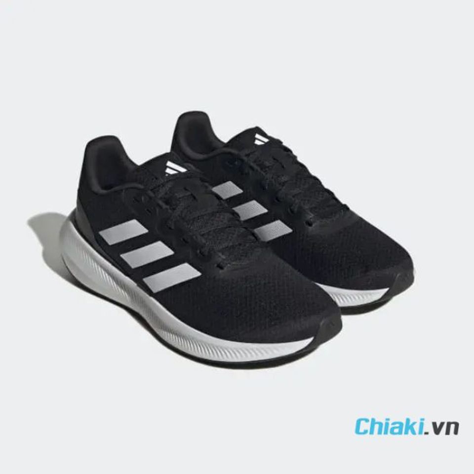 Gi&agrave;y tặng bạn trai Adidas Runfalcon