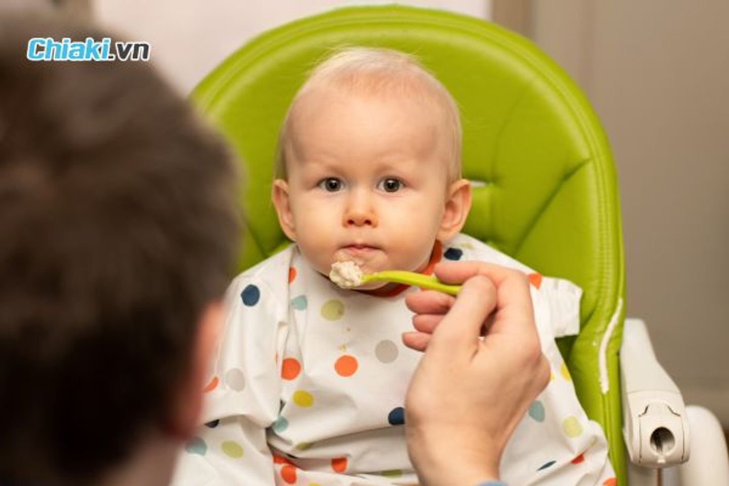 Lịch ăn dặm cho b&eacute; 5 th&aacute;ng tuổi
