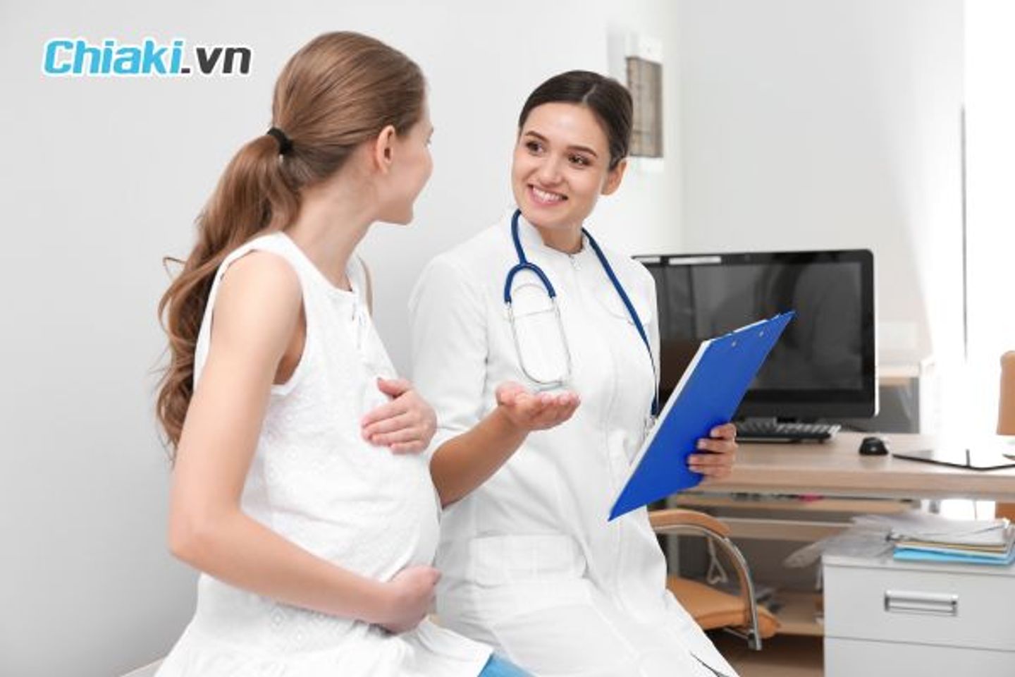 Liều d&ugrave;ng vi&ecirc;n đặt phụ khoa cho b&agrave; bầu