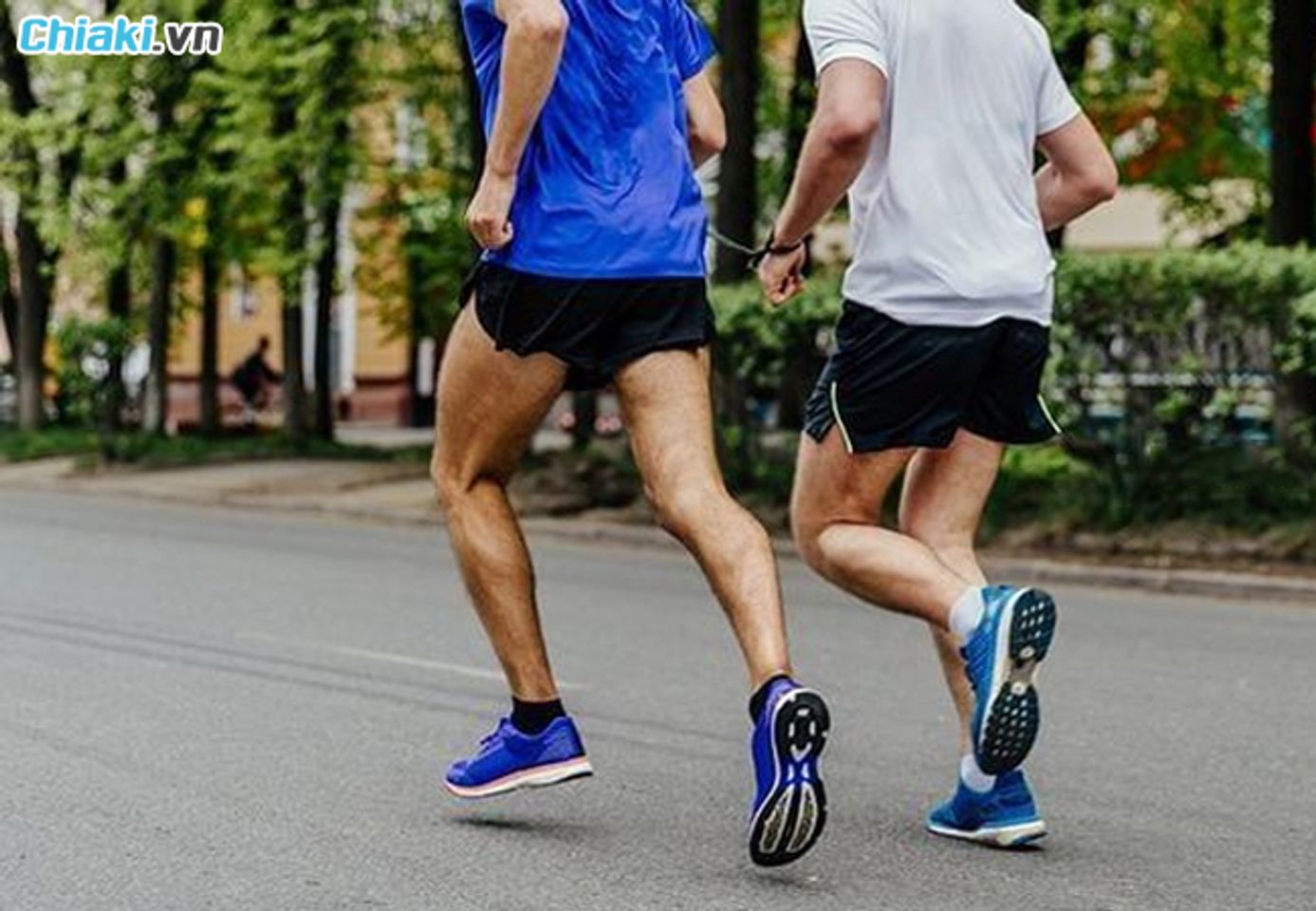 Những lưu &yacute; khi chọn gi&agrave;y chạy bộ cho người mới bắt đầu