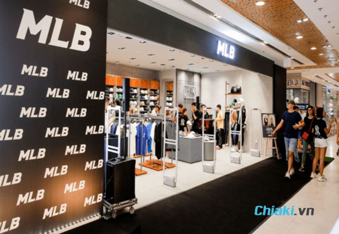 Store MLB Vincom Trần Duy Hưng