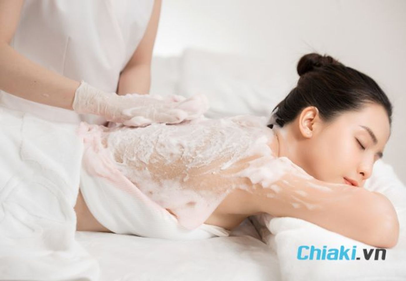 Tắm trắng l&agrave; g&igrave;