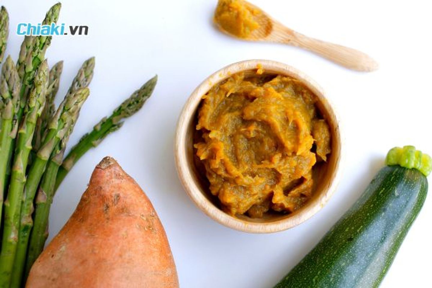 Thực đơn ăn dặm cho b&eacute; 5 th&aacute;ng tuổi của Viện dinh dưỡng
