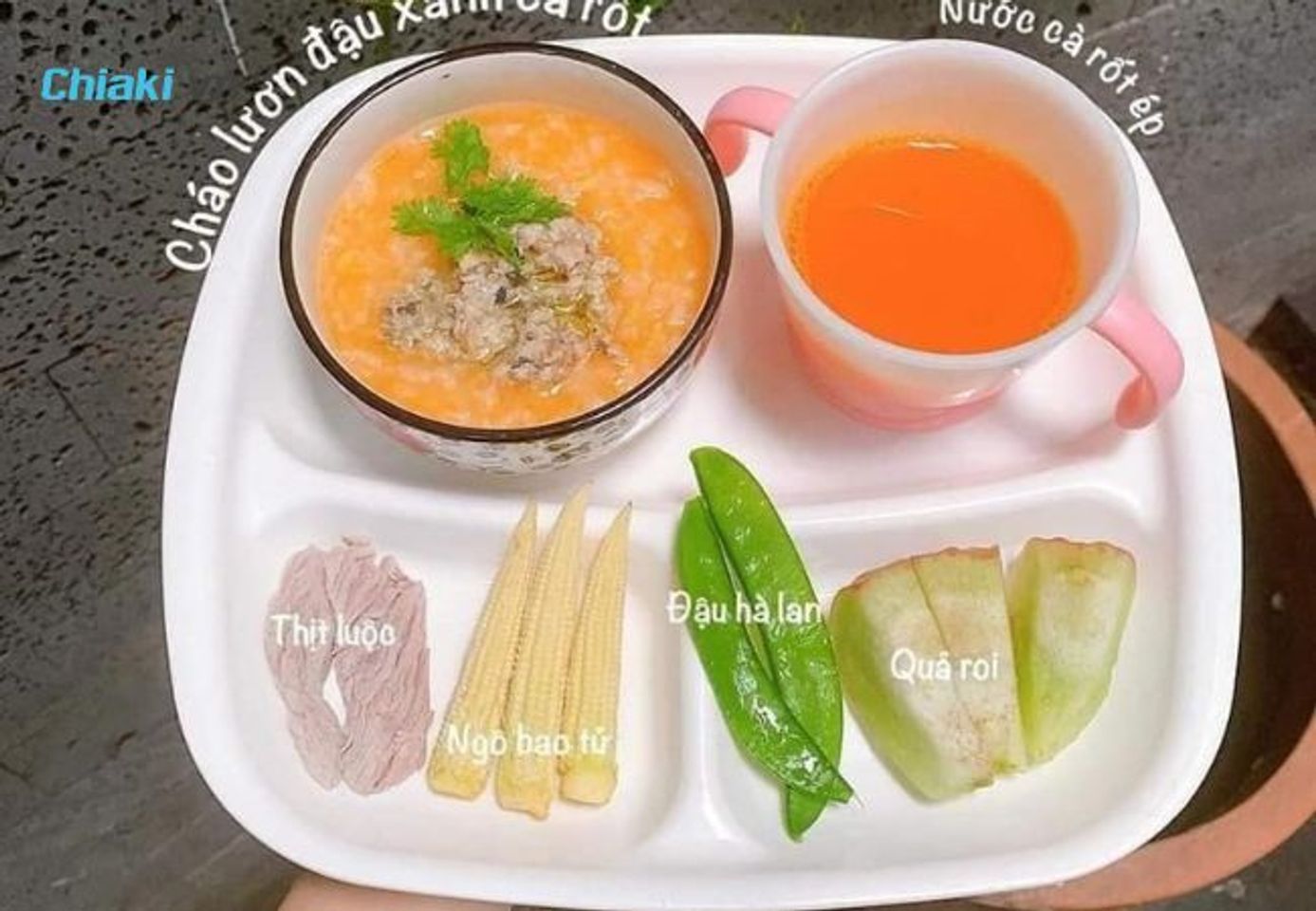 Thực đơn ăn dặm cho b&eacute; 8 th&aacute;ng truyền thống