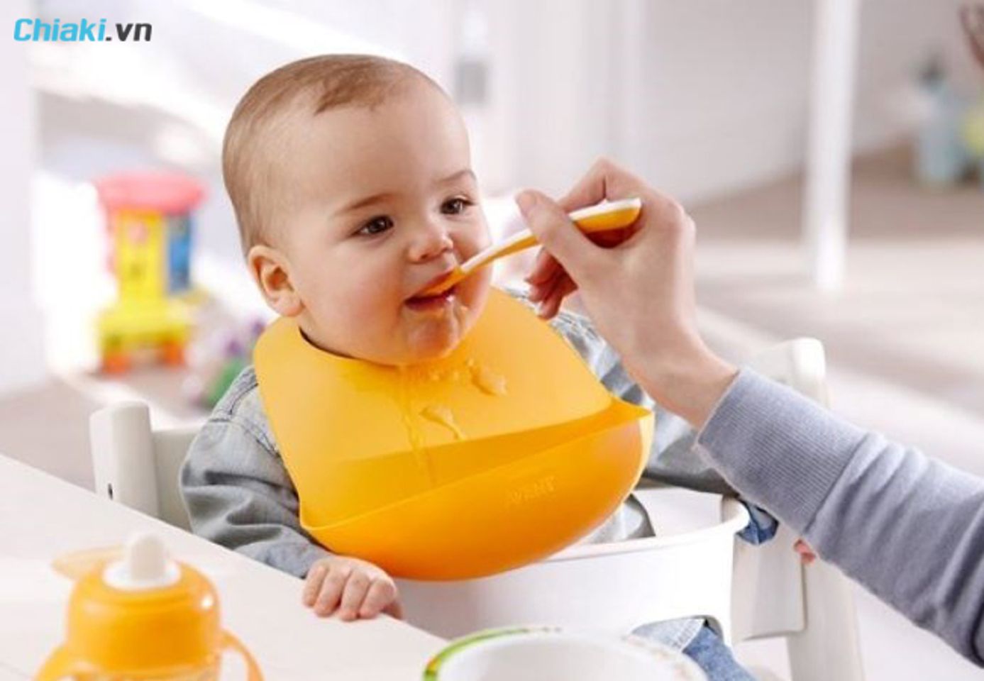 Yếm ăn dặm c&oacute; ưu &dstrok;iểm g&igrave;