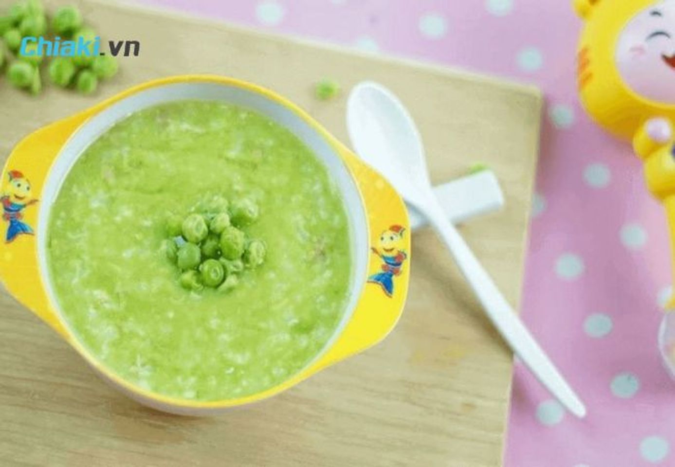 Ch&aacute;o đậu H&agrave; Lan với khoai lang