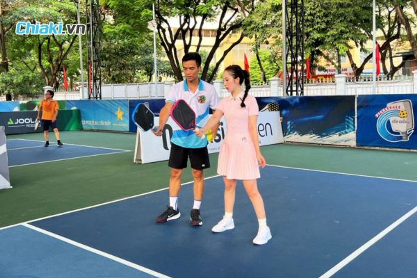 C&oacute; giới hạn thời gian cho mỗi lượt giao b&oacute;ng kh&ocirc;ng?