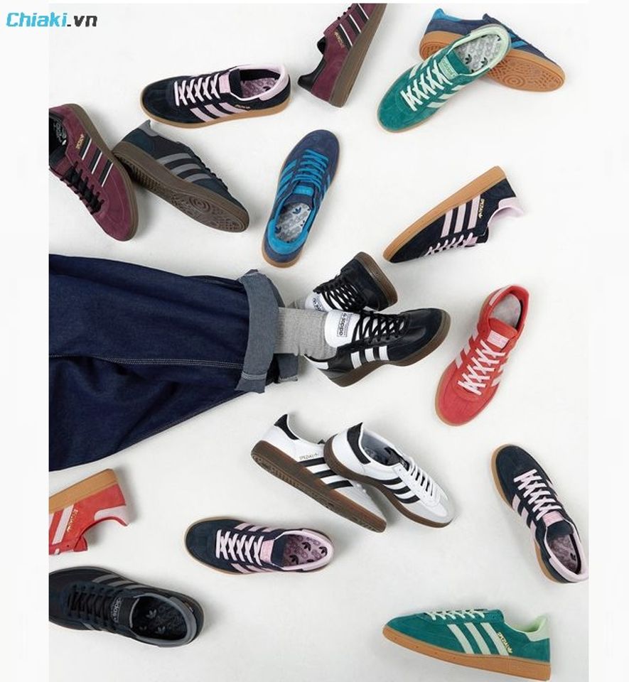 Gi&agrave;y Adidas Originals c&oacute; nhiều phi&ecirc;n bản m&agrave;u sắc cực đẹp