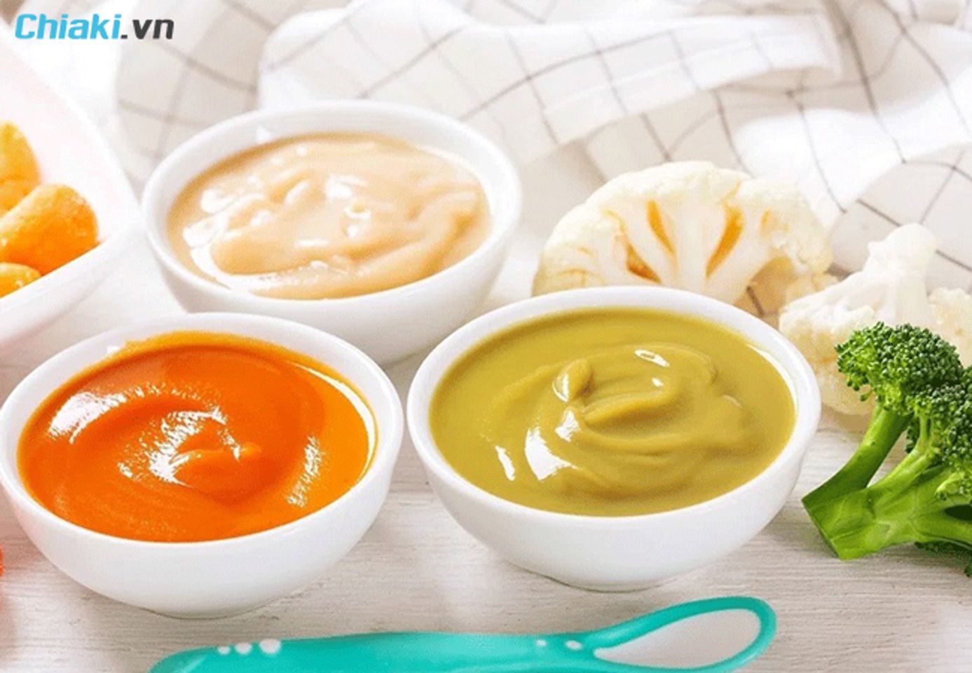 Gợi &yacute; thực đơn ăn dặm cho b&eacute; 5 th&aacute;ng tuổi