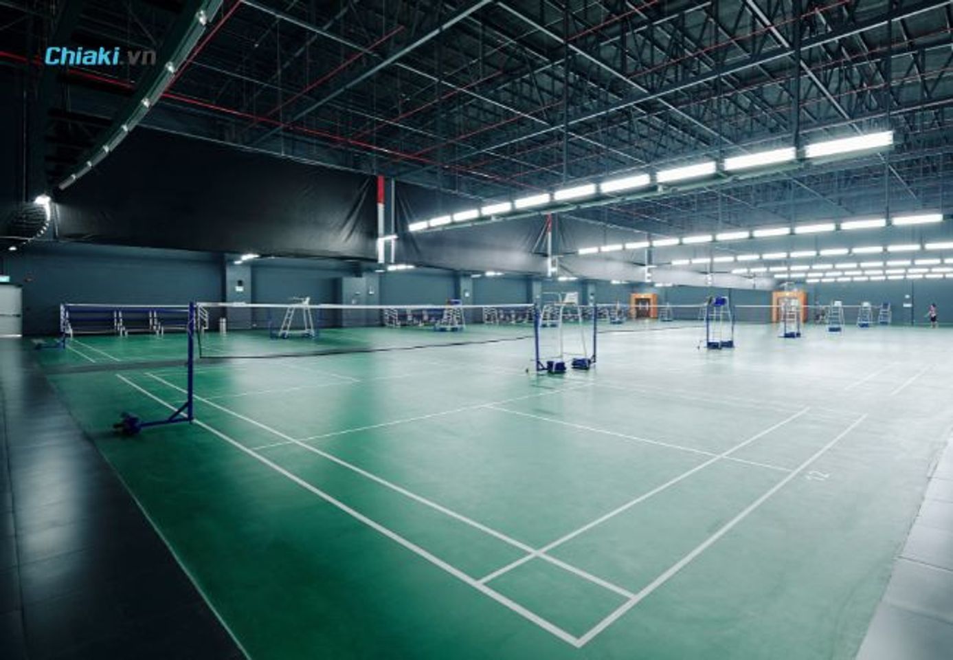 Chiều cao m&aacute;i che&nbsp;tối thiểu 9m