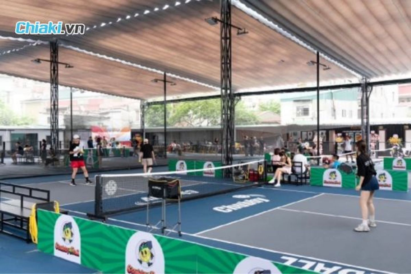 S&acirc;n Pickleball Bad Bunny